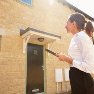 Who Organises a Survey When Buying a House?